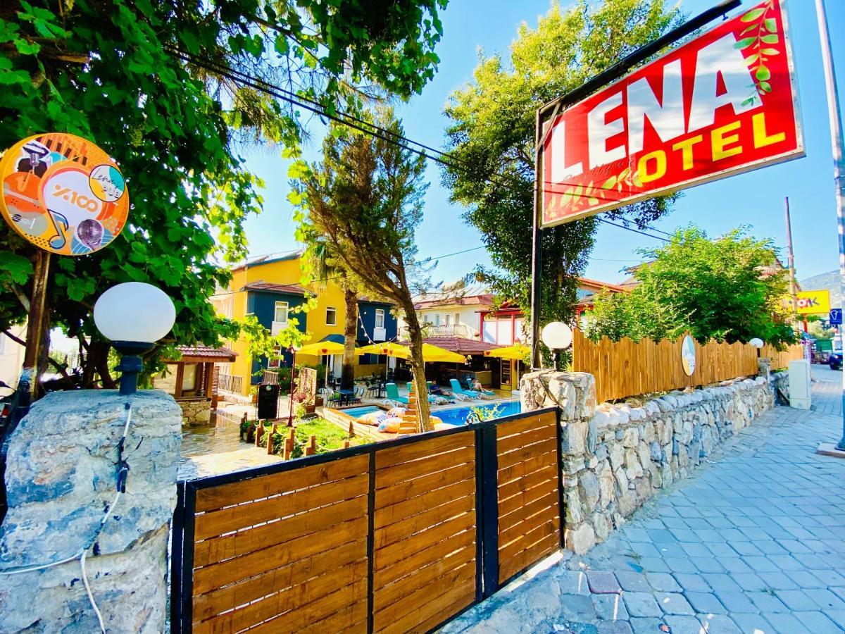 Lena Boutique *